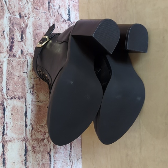 SHOEDAZZLE DILLY BLOCK HEEL BOOTIE - Picture 12 of 14